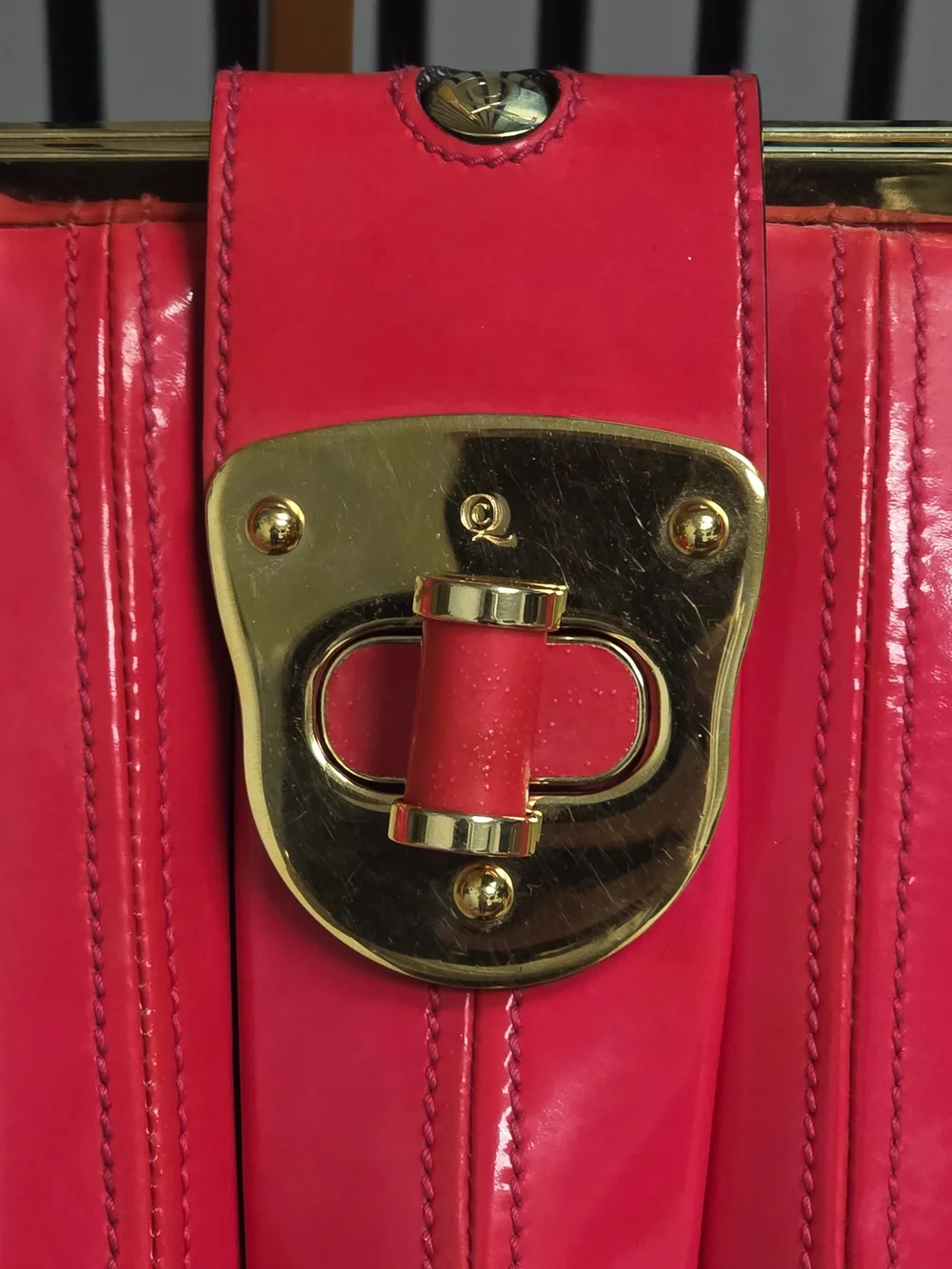 Alexander McQueen Red Elvie Frame Patent Top-Handle Satchel Bag RARE